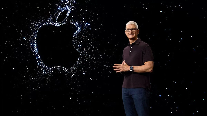 AppleEvent.SEP07Keynote.Tim_Cook.02.jpg.webp