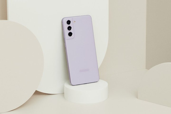Galaxy-S21-FE-5G-PR-main4.jpg