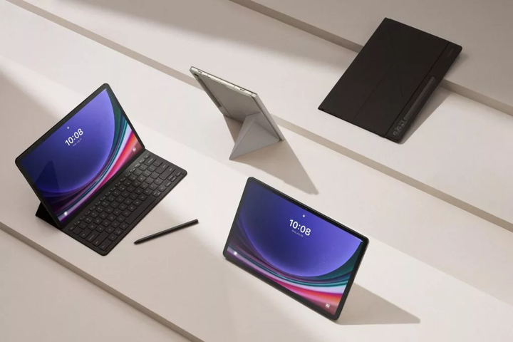 Samsung-Galaxy-Tab-S9-Sets-the-New-Standard-to-Bring-Galaxys-Premium-Experience-to-a-Tablet-7-1024x683.jpg.webp
