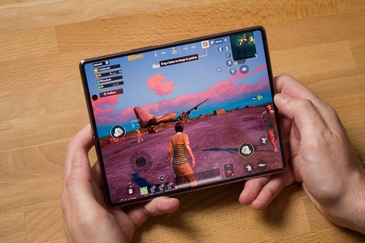 The-Galaxy-Z-Fold-2-experience-Heres-how-videos-look-games-play-and-more.jpg