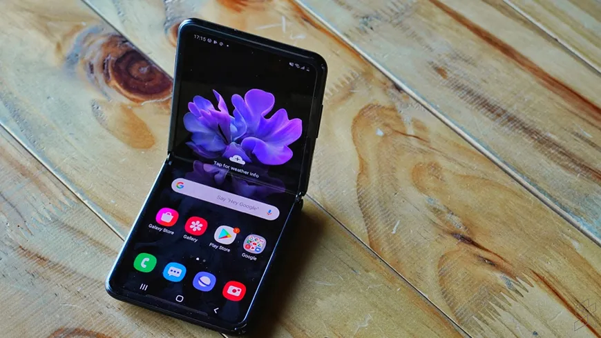 گلکسی Z Flip 5G  به زودی رونمایی می‌شود