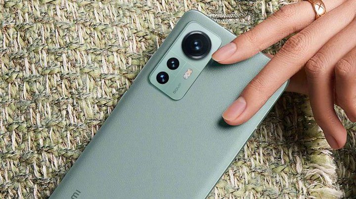Xiaomi-12-4-1.jpg