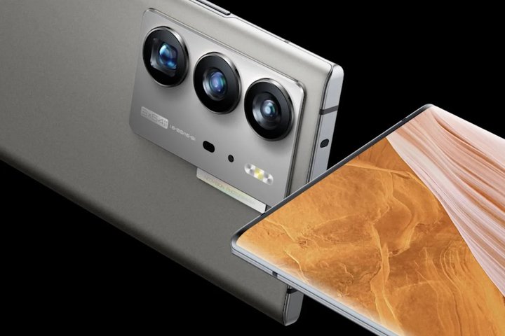 ZTE-Axon-40-Ultra-2.jpg