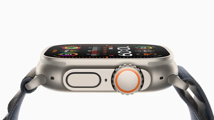apple-watch-ultra-2-side-button-digital-crown-230912-6500cd01c52f30497f370307.webp