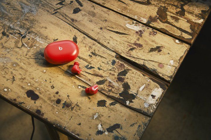 beats-studio-buds-3.jpg