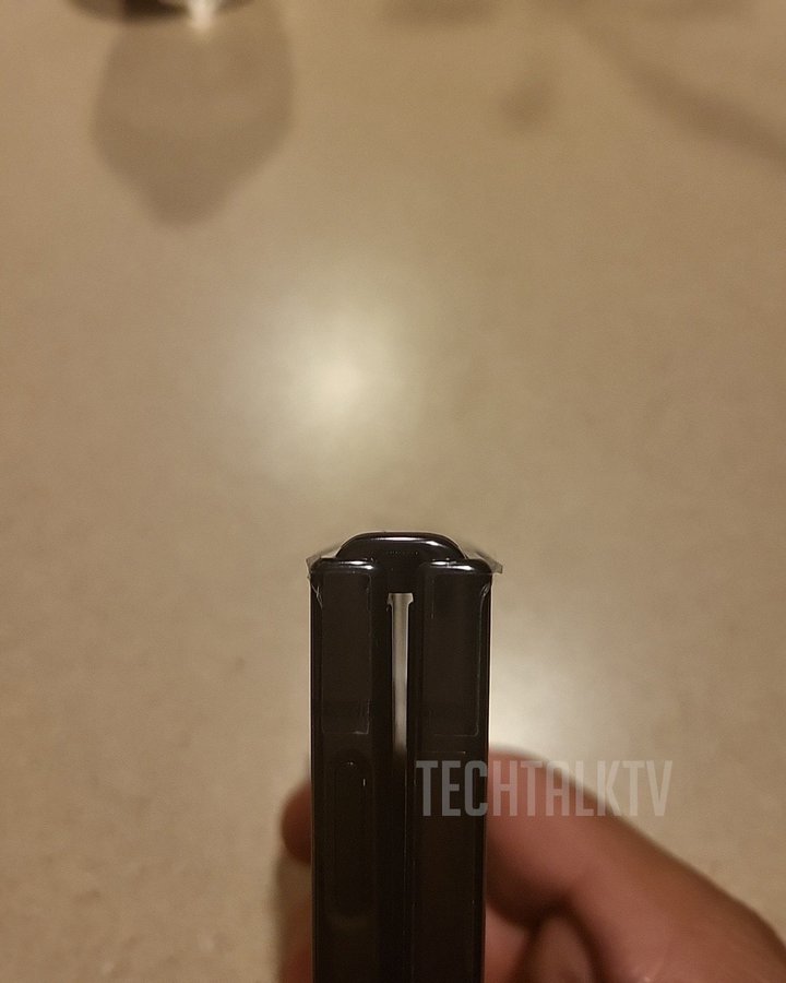 galaxy-z-flip4-leaked-zoomit-005.jpg