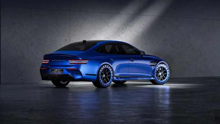 genesis-g80-ev-magma-concept-3