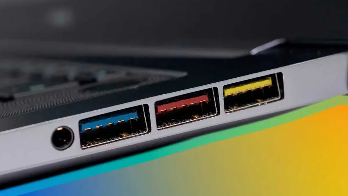 رنگ‌های مختلف پورت‌های USB چه معنایی دارند؟
