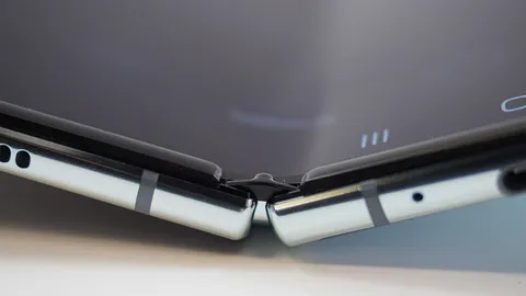 اولین تصویری گوشی تاشو گلکسی Z Fold 2 5G سامسونگ منتشر شد