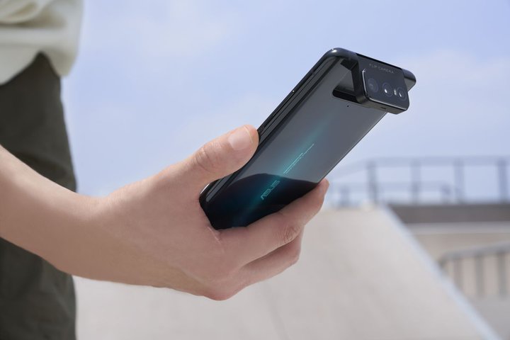 گوشی zenphone 7.jpg
