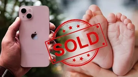 زوج هندی برای خرید آیفون 14 فرزند 8 ماهه خود را فروختند
