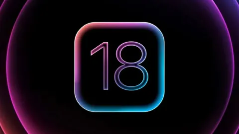 نوستالژی در iOS 18 و macOS 15: بازگشت والپیپرهای کلاسیک آیفون!