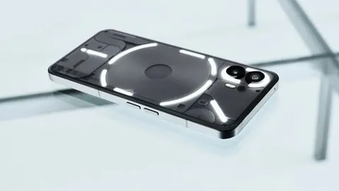 تصاویر تبلیغاتی و رندرهای جدید Nothing Phone (2) در آستانه رونمایی رسمی فاش شد