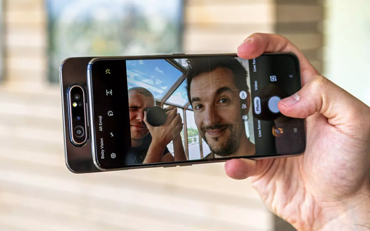 samsung-galaxy-a80.webp