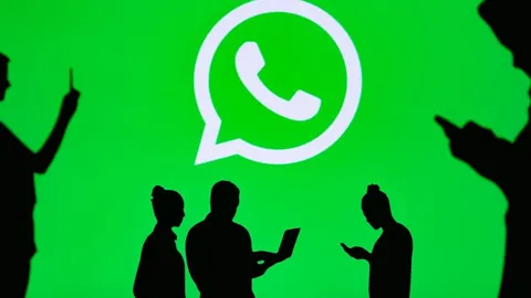 واتس‌اپ به تماس‌های گروهی حداکثر 32 نفره مجهز می‌شود